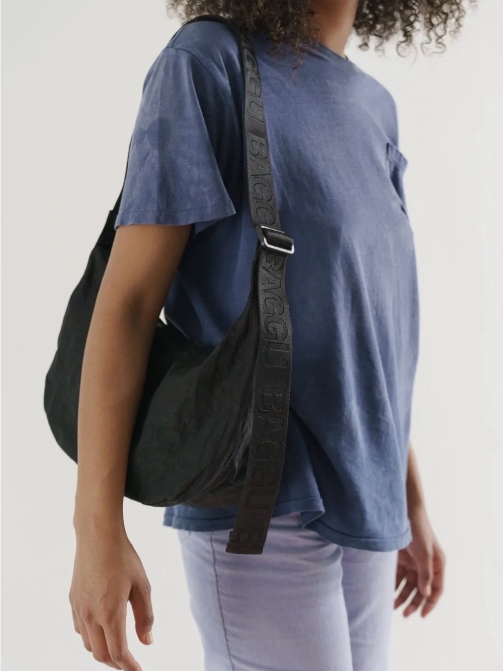 BAGGU MEDIUM CRESCENT BAG